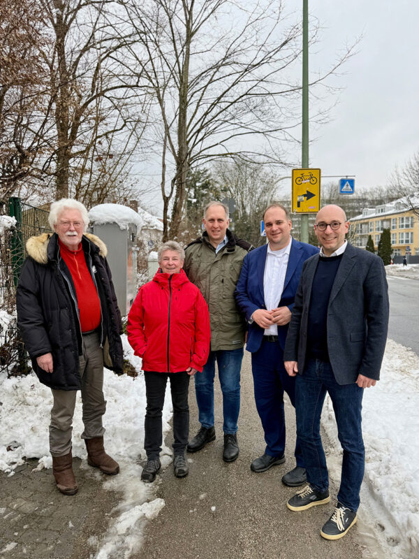 Ortstermin in Johanneskirchen Klaus-Walter Kröll, Karin Vetterle, Wolfgang Täger, Sebastian Roloff, MdB, Ruppert Stüwe, MdB, Berichterstatter für Regierungskoalition (von links)